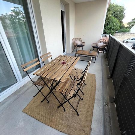 Joli Appt 45 M2 Avec Terrasse Lunel (Herault) Exterior photo