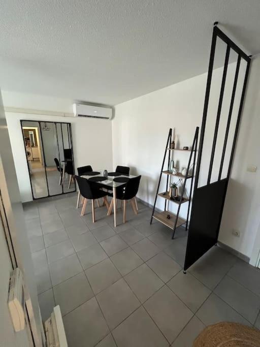 Joli Appt 45 M2 Avec Terrasse Lunel (Herault) Exterior photo